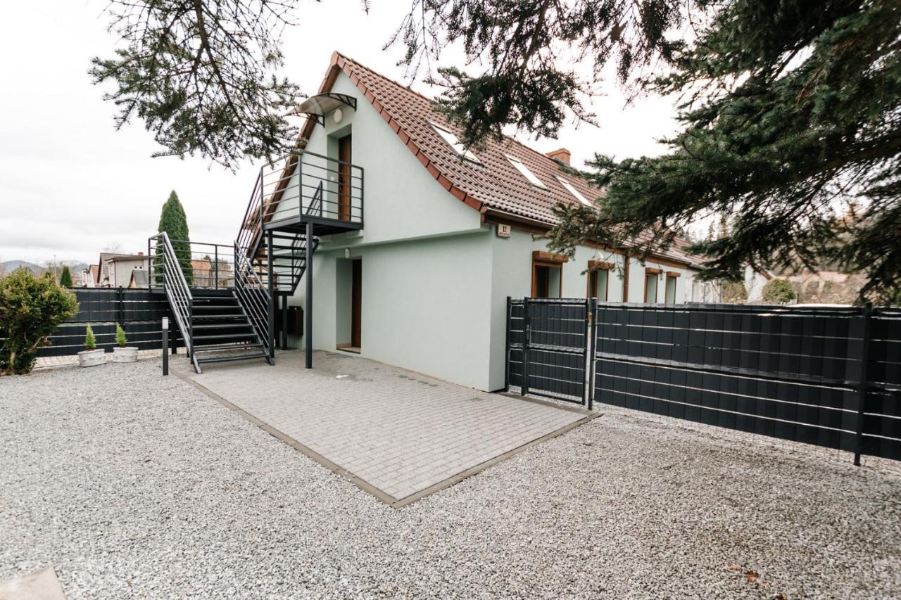 Apartament Karo 2 Karkonosze イェレニャ・グーラ エクステリア 写真