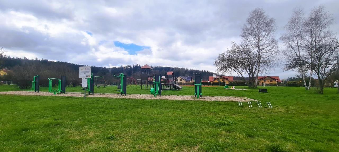 Apartament Karo 2 Karkonosze イェレニャ・グーラ エクステリア 写真